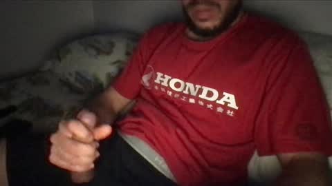 Snapshot of esc0o chatting on January 28, 5:32 am hereforagoodtimenotalongtime online show from January 28, 5:32 am