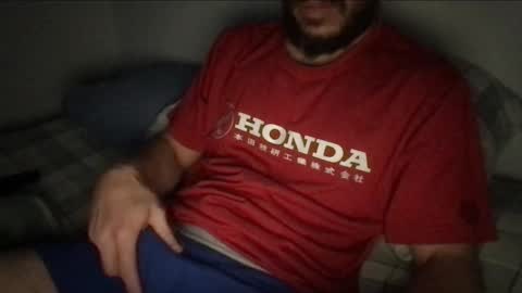 Snapshot of esc0o chatting on February 23, 5:01 am hereforagoodtimenotalongtime online show from February 23, 5:01 am