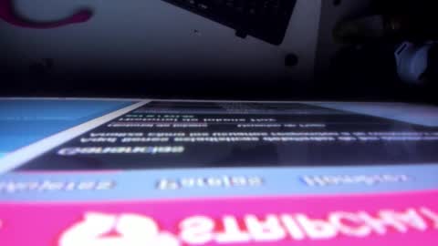 Snapshot of escarleth__ chatting on February 14, 11:31 am Escarlet online show from February 14, 11:31 am