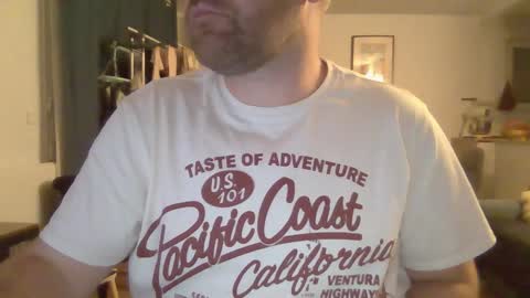 Snapshot of esclavepourfemme chatting on October 26, 10:04 pm esclavepourfemme online show from October 26, 10:04 pm