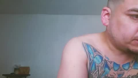 Snapshot of escodamus12 chatting on January 4, 5:47 pm escodamus12 online show from January 4, 5:47 pm