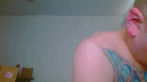 Snapshot of escodamus12 chatting on January 7, 3:12 pm escodamus12 online show from January 7, 3:12 pm