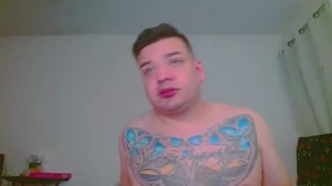 Snapshot of escodamus12 chatting on January 8, 12:49 am escodamus12 online show from January 8, 12:49 am