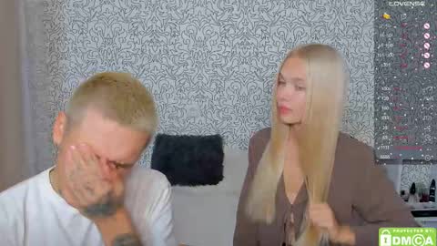 Snapshot of eshcka chatting on October 8, 1:20 pm Megan and Brad online show from October 8, 1:20 pm