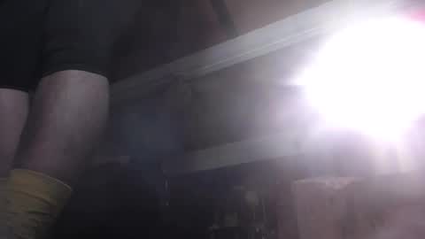 Snapshot of eskelaswd chatting on December 17, 3:28 am Eskela911 online show from December 17, 3:28 am