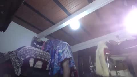 Snapshot of eskelaswd chatting on December 21, 1:47 am Eskela911 online show from December 21, 1:47 am