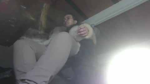 Snapshot of eskelaswd chatting on February 28, 12:21 am Eskela911 online show from February 28, 12:21 am