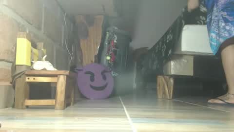 Snapshot of eskelaswd chatting on October 19, 2:29 pm Eskela911 online show from October 19, 2:29 pm