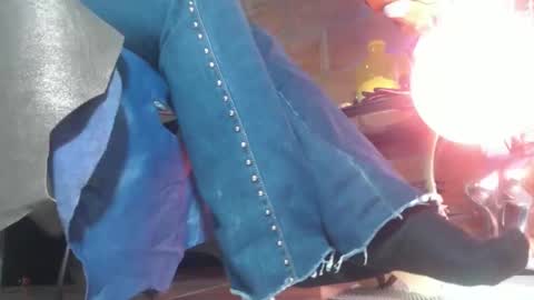 Eskela911 online show from February 24, 12:52 am