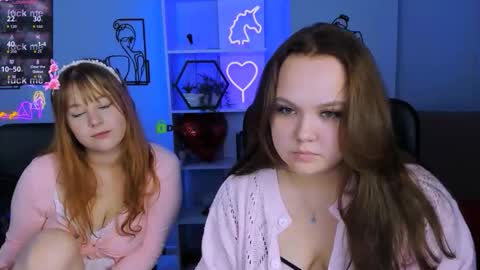 Snapshot of esma_shine chatting on September 24, 7:50 pm esma_shine online show from September 24, 7:50 pm