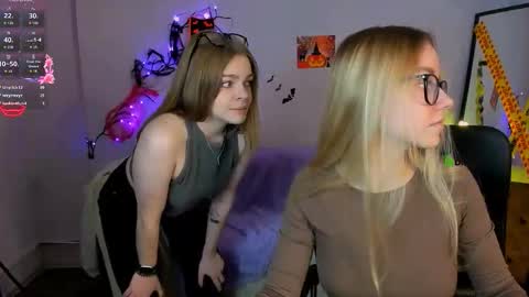 Snapshot of esma_shine chatting on October 20, 7:58 pm esma_shine online show from October 20, 7:58 pm