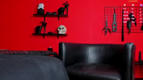 esme_fox online show from March 27, 4:07 pm