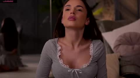 Raluca  online show from February 12, 2:45 am