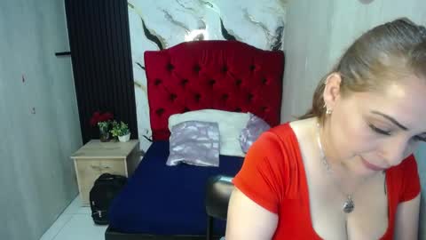 esmeralda black online show from May 5, 3:25 am