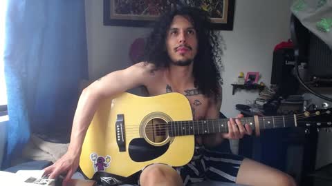 Snapshot of esnaider_man chatting on February 5, 6:26 pm Esnider online show from February 5, 6:26 pm