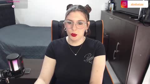 Snapshot of espagamer5 chatting on November 22, 8:41 pm Xbebetax online show from November 22, 8:41 pm