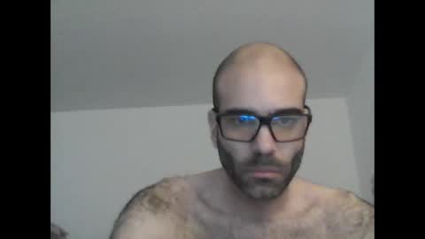 especially871850 online show from April 16, 9:54 am