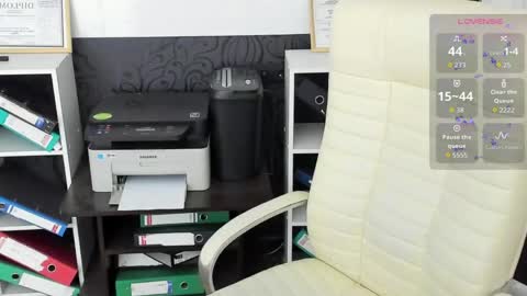 Ava online show from April 3, 1:47 am