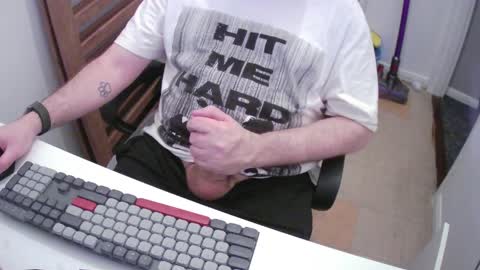 Morph online show from April 1, 7:33 pm