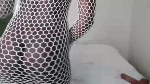 Snapshot of essypetite chatting on November 29, 10:51 am essypetite online show from November 29, 10:51 am