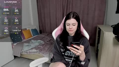 Snapshot of este_ria chatting on January 4, 6:09 am esteria online show from January 4, 6:09 am