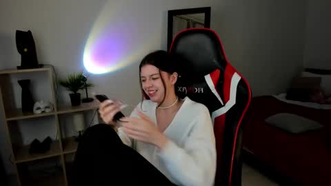 Snapshot of este_ria chatting on January 16, 8:14 pm esteria online show from January 16, 8:14 pm