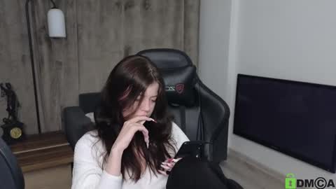 Snapshot of este_ria chatting on January 24, 9:47 pm esteria online show from January 24, 9:47 pm