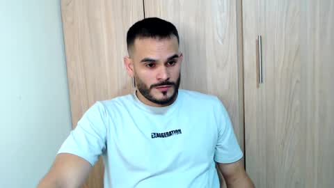 Esteban Fernandez online show from January 4, 5:58 am