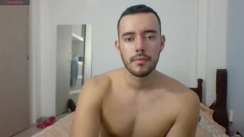 Esteban Reyes  independent model online show from November 26, 1:50 am