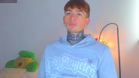 Esteban independent model online show from January 6, 1:59 pm