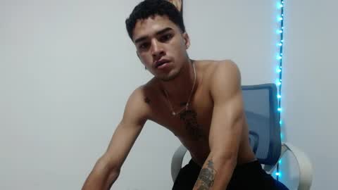 Esteban online show from March 30, 10:49 am