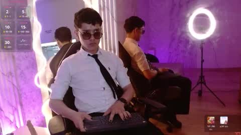 Snapshot of estefan_tay chatting on March 2, 5:08 am estefan_tay online show from March 2, 5:08 am