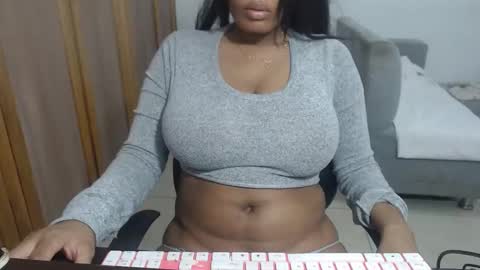 estefania_starlovee online show from January 18, 11:08 pm