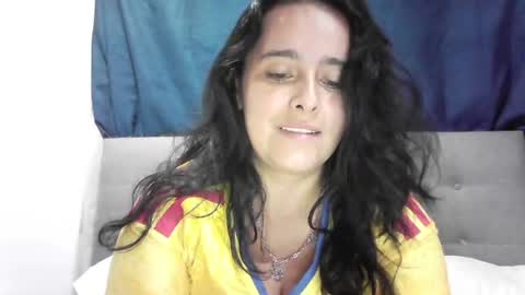 estefany_magic online show from July 4, 3:56 am