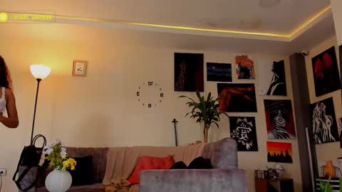 estefy_arroyo1 online show from February 3, 5:18 pm