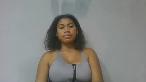 estelah796836 online show from May 13, 7:28 am