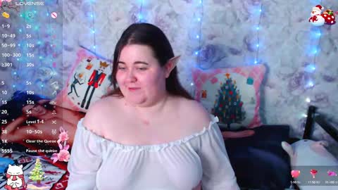 estelle_hicks online show from December 24, 7:55 pm