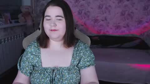 estelle_hicks online show from March 22, 6:44 pm