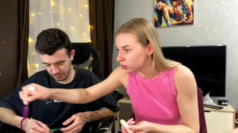 Ester online show from February 25, 7:45 pm