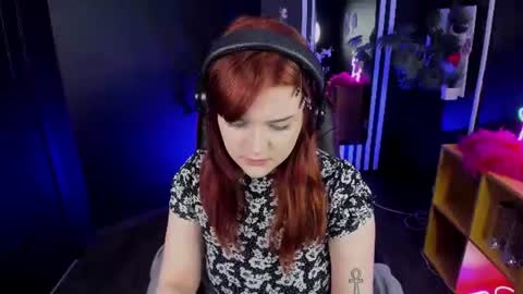 Snapshot of estertwilight chatting on July 24, 11:30 am Ester online show from July 24, 11:30 am