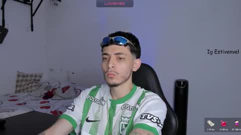 estivenvel online show from October 27, 2:54 pm