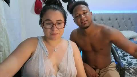 estrellajunior online show from April 13, 12:05 am