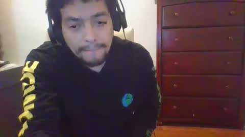 Snapshot of etceteraexx chatting on December 17, 3:17 pm etceteraexx online show from December 17, 3:17 pm