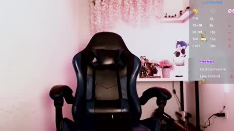 Moon online show from February 13, 8:16 pm