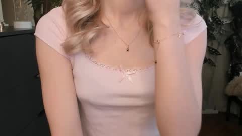 Natalie online show from March 11, 5:46 am