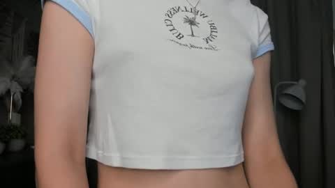 Snapshot of eternity_cuite chatting on July 2, 5:57 am Natalie online show from July 2, 5:57 am