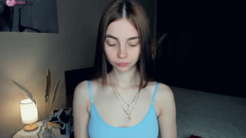 Snapshot of eternity_is_endless chatting on January 6, 7:20 am Mary online show from January 6, 7:20 am