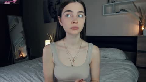 Snapshot of eternity_is_endless chatting on January 10, 7:25 am Mary online show from January 10, 7:25 am