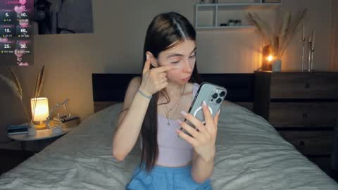 Snapshot of eternity_is_endless chatting on January 12, 7:21 am Mary online show from January 12, 7:21 am