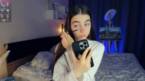 Snapshot of eternity_is_endless chatting on February 17, 7:26 am Mary online show from February 17, 7:26 am